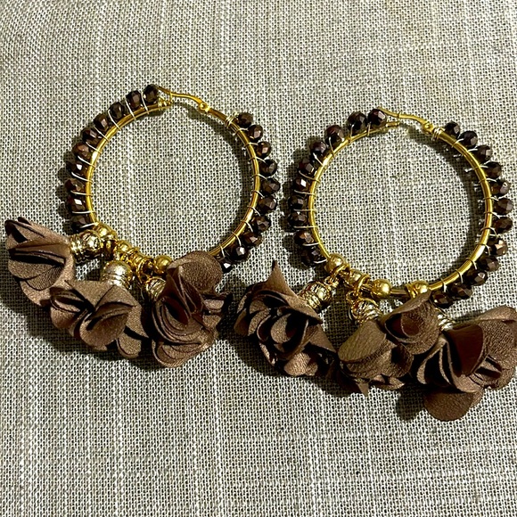 Brand New Hoop Earrings - Picture 1 of 2